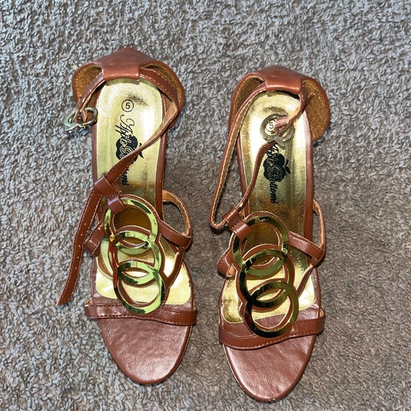 Apple Bottom brown wedges - Picture 2 of 4